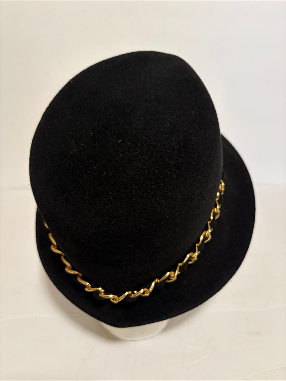 Eric Javits Chain Cloche Wool Hat - Picture 3 of 8
